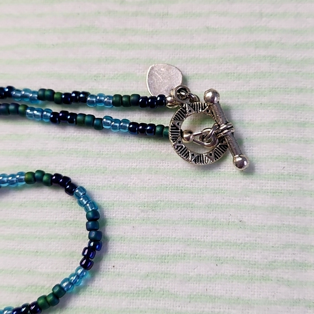 A Beautiful Blue Necklace! - Picture 2 of 2